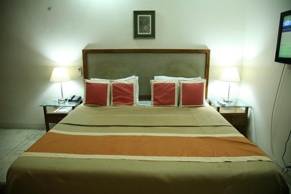 The Royal Residency Hotel Nuova Delhi Esterno foto