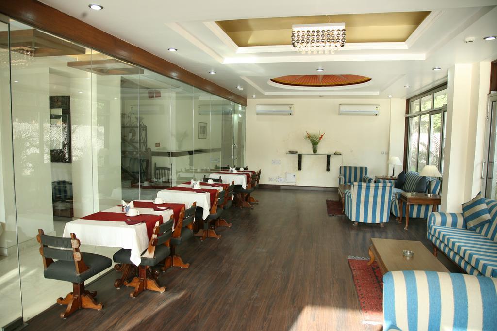 The Royal Residency Hotel Nuova Delhi Esterno foto